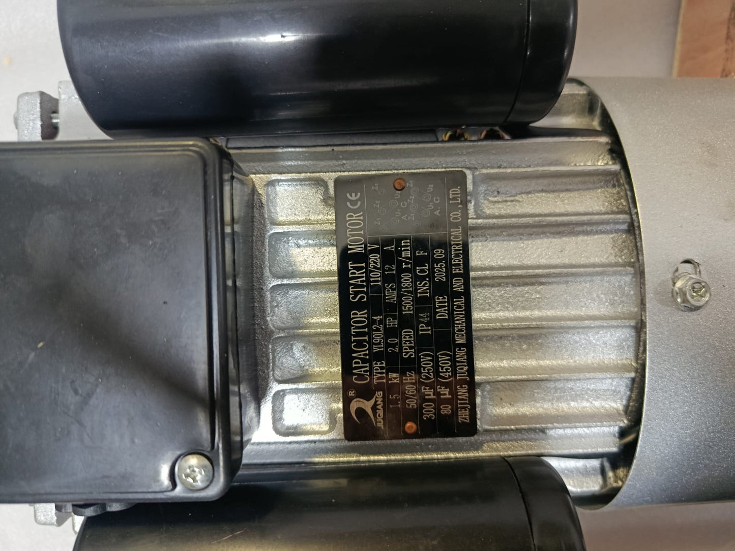 MOTORES INDUCCIÓN ELÉCTRICOS MONOFÁSICO 2 HP BAJA 100 % COBRE